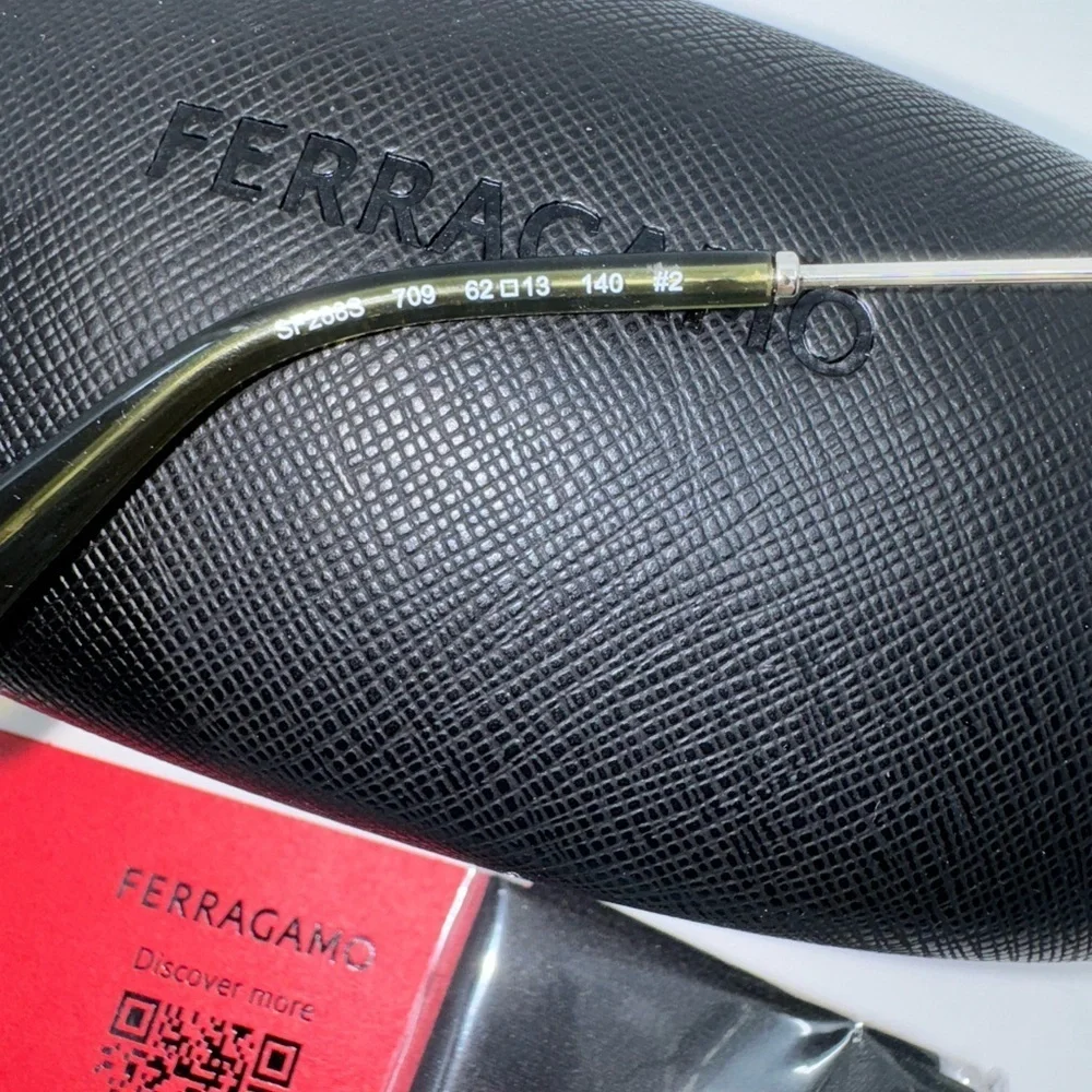 New! Salvatore Ferragamo Gold/Green Oversized Aviator Sunglasses with Case